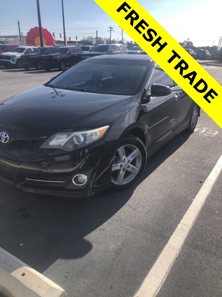 Used 2014 Toyota Camry L with VIN 4T1BF1FK4EU810488 for sale in Easley, SC