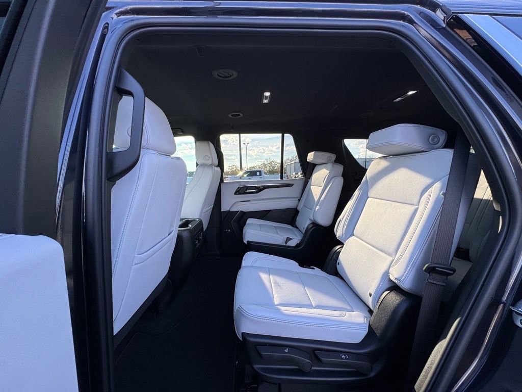 2025 Chevrolet Tahoe Premier - Photo 9