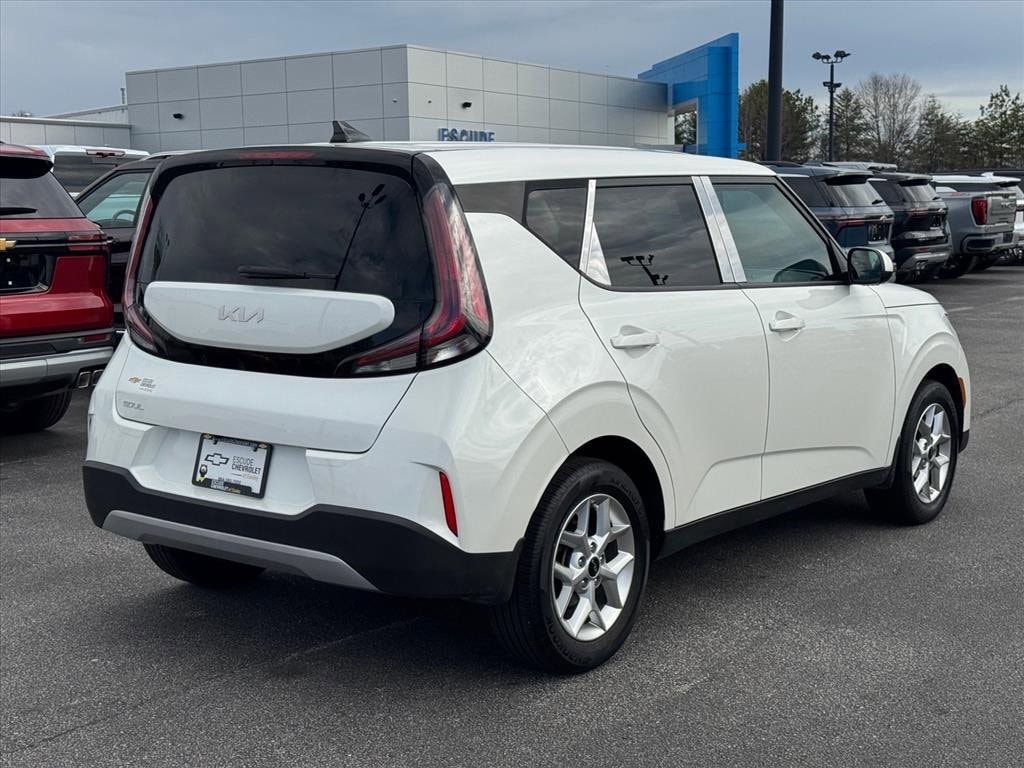 Used 2023 Kia Soul LX