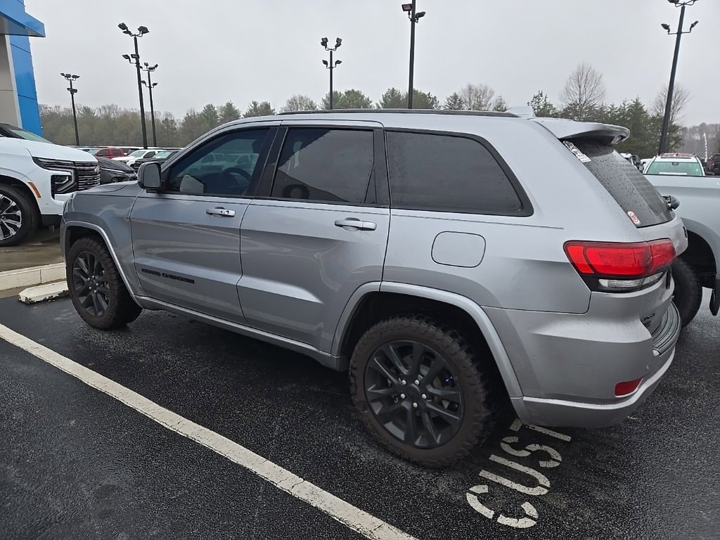 Used 2019 Jeep Grand Cherokee Altitude