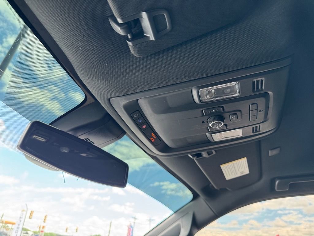 2021 Chevrolet Tahoe Premier - Photo 25