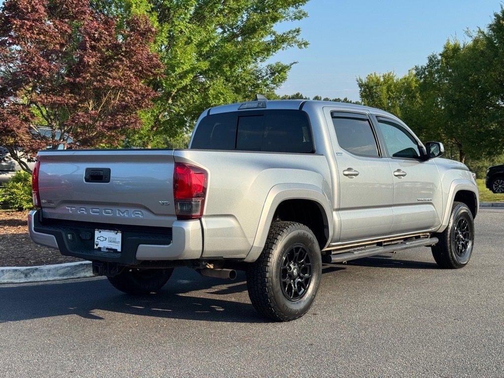 2022 Toyota Tacoma SR5 photo 3