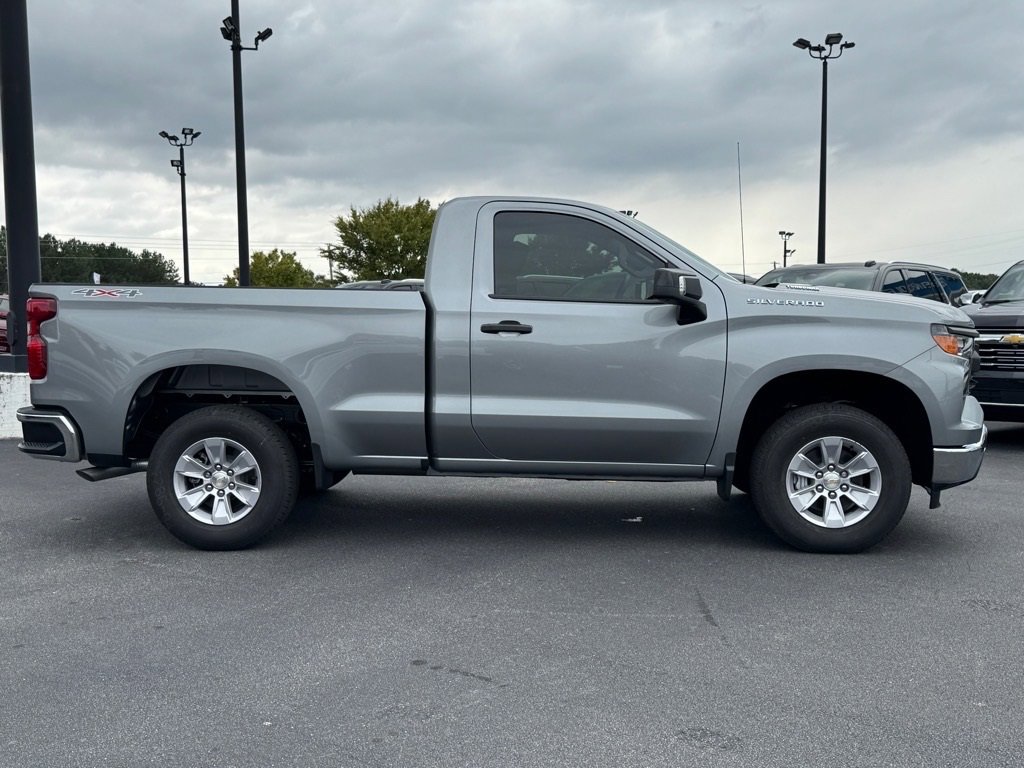 2026 Chevrolet Silverado 1500 photo 2