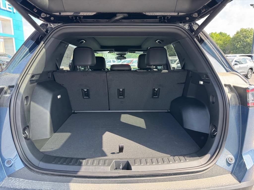 2027 Chevrolet Equinox RS - Photo 7