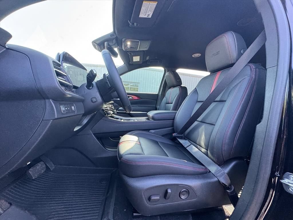 2026 Chevrolet Traverse RS - Photo 14