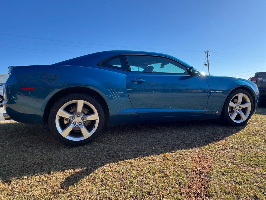 2010 Chevrolet Camaro 1LT photo 2