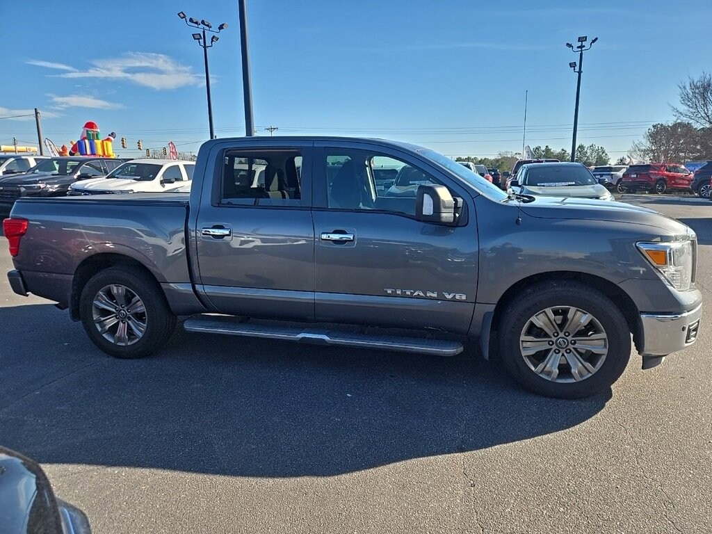 Used 2019 Nissan Titan SV
