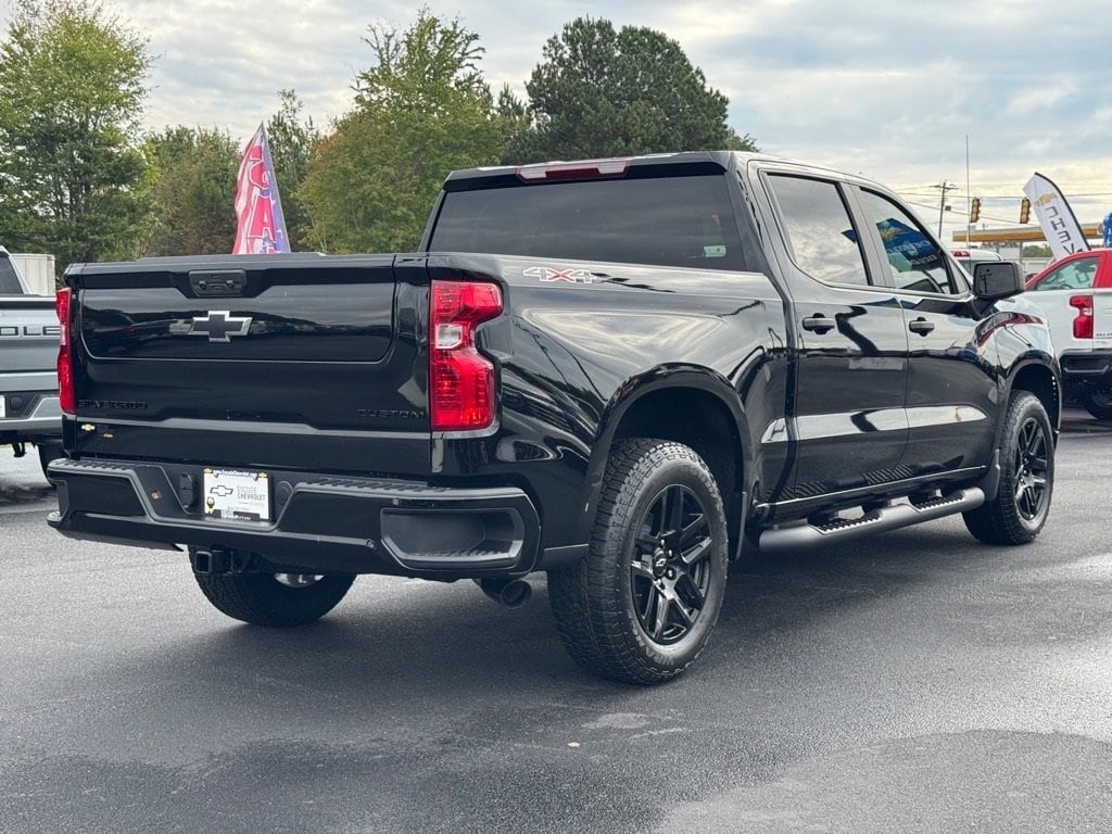 New 2026 Chevrolet Silverado 1500 Custom Truck