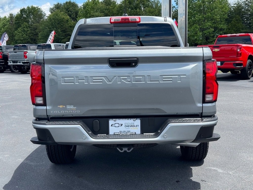2025 Chevrolet Colorado Work Truck LT photo 4