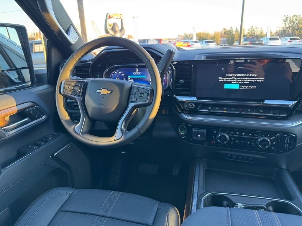 2025 Chevrolet Silverado 2500 HD High Country - Photo 11