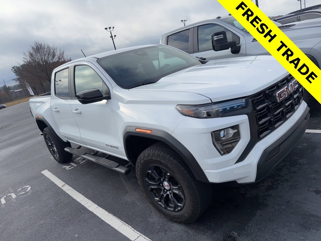 2023 GMC Canyon Elevation's photo