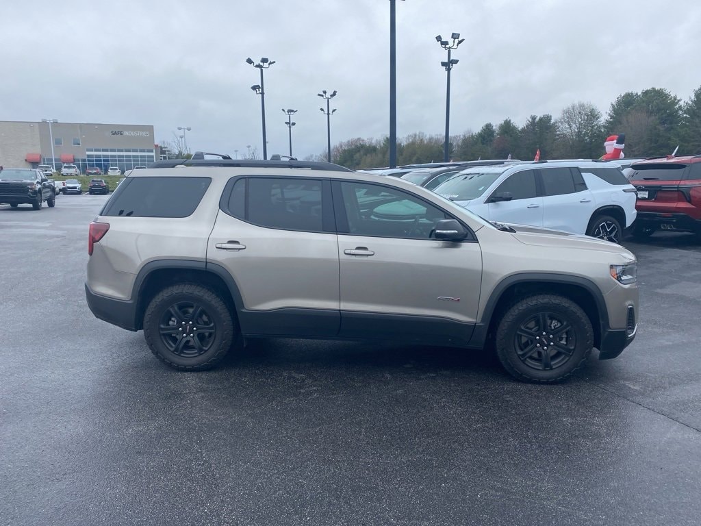 Used 2022 GMC Acadia AT4 SUV
