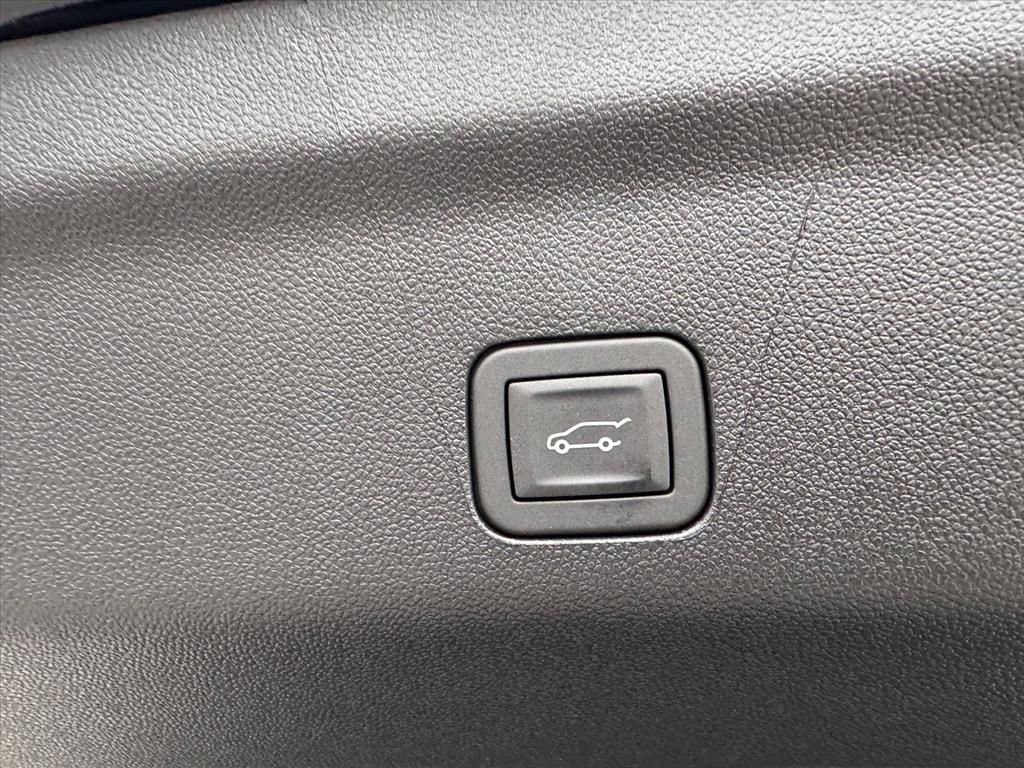 2026 Chevrolet Tahoe Premier - Photo 8