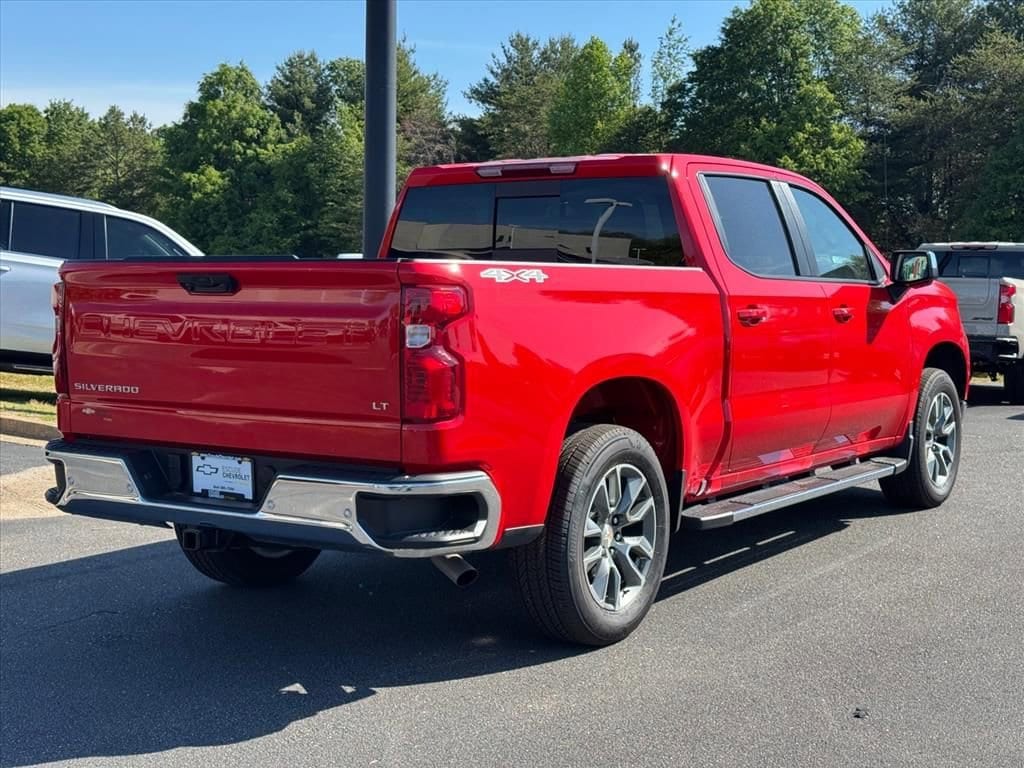 2025 Chevrolet Silverado 1500 LT - Photo 3