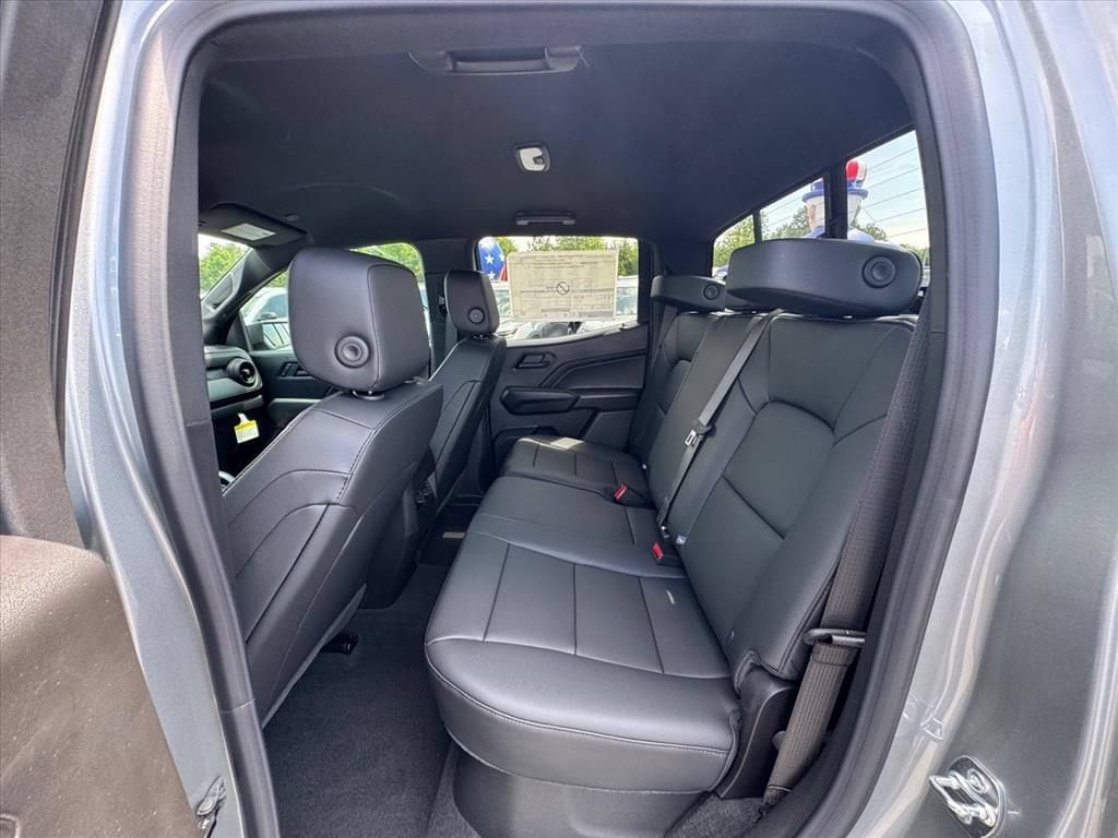 2026 Chevrolet Colorado Work Truck - Photo 8