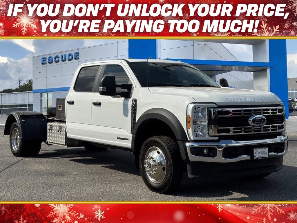 2024 Ford F-550 Super Duty Chassis Cab XL's photo