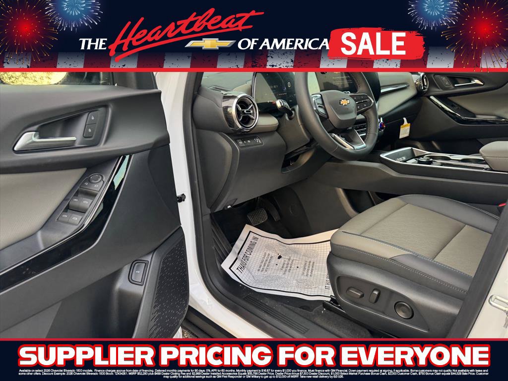 2027 Chevrolet Equinox LT - Photo 11