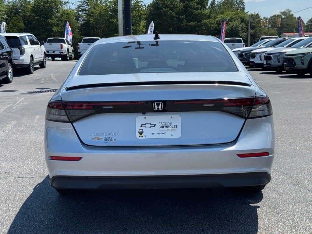 2025 Honda Accord SE photo 4