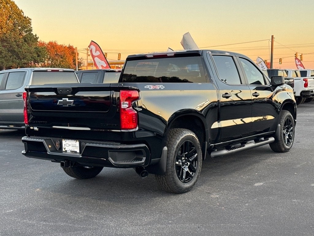 New 2026 Chevrolet Silverado 1500 Custom Truck