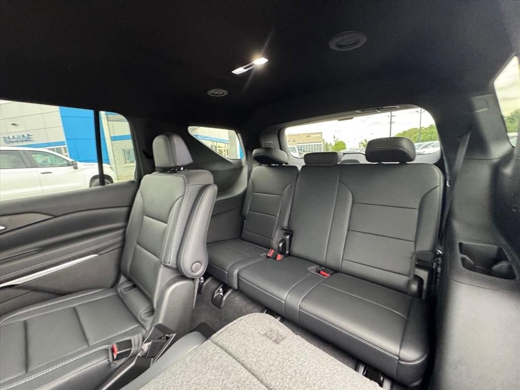2026 Chevrolet Traverse LT - Photo 10
