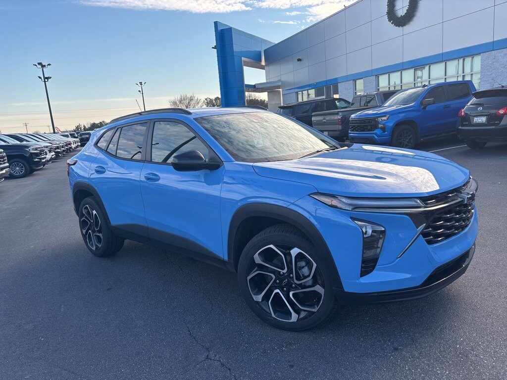 Used 2024 Chevrolet Trax 2RS SUV