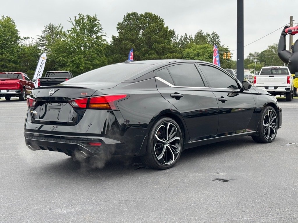 2024 Nissan Altima 2.5 SR photo 3