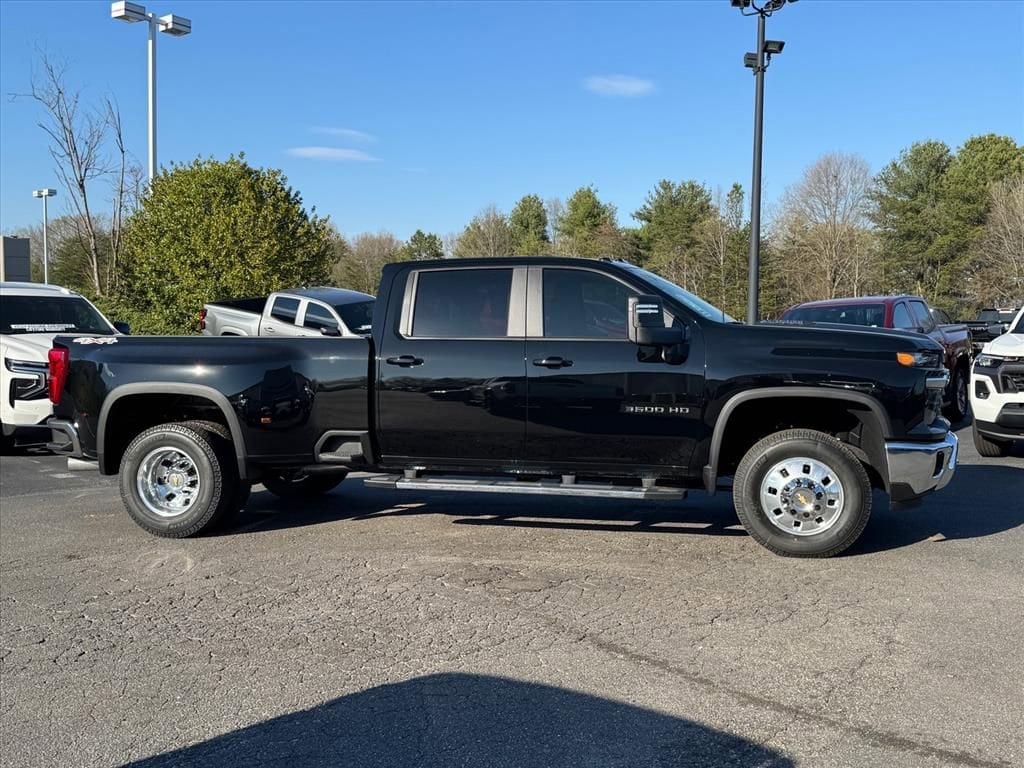 New 2026 Chevrolet Silverado 3500 HD LT DRW Truck