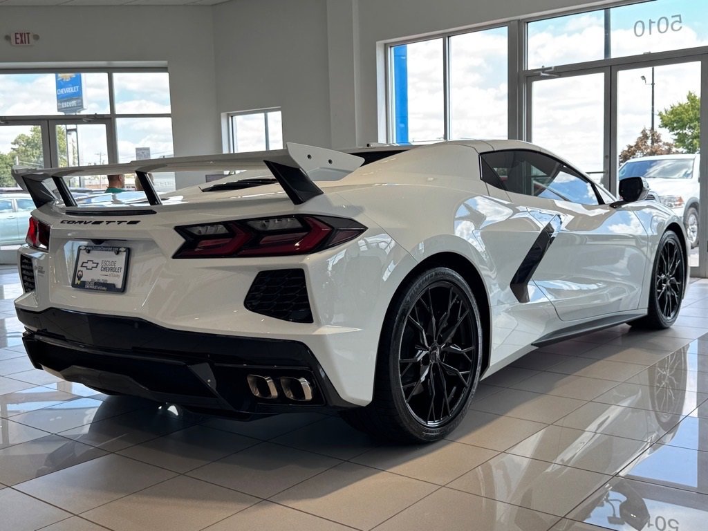 2023 Chevrolet Corvette Stingray 1LT photo 3