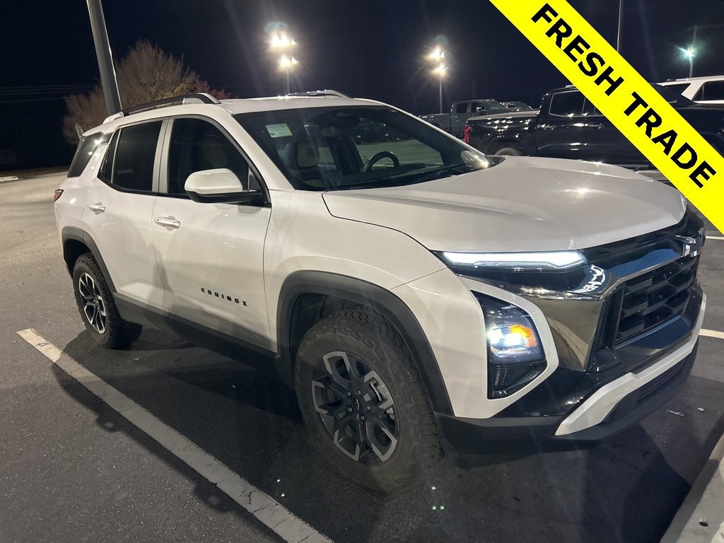 Used 2025 Chevrolet Equinox Activ SUV