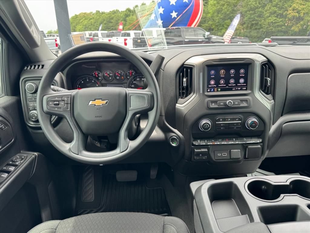 2026 Chevrolet Silverado 2500 HD Custom - Photo 10