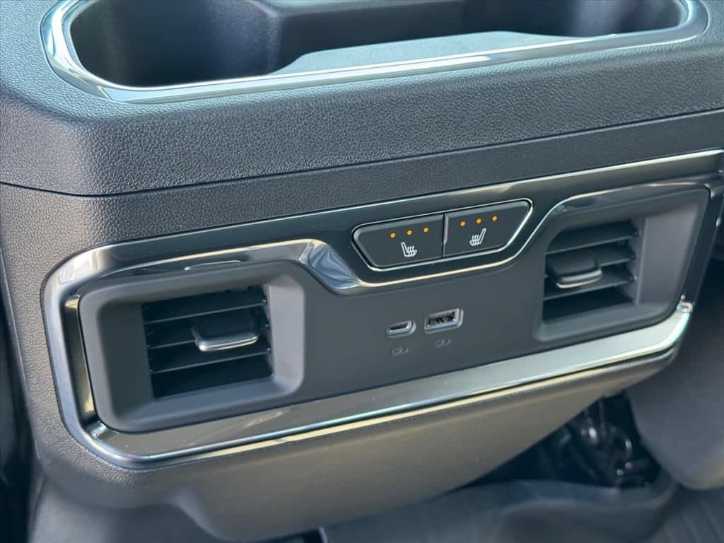 2026 Chevrolet Silverado 1500 LTZ - Photo 10