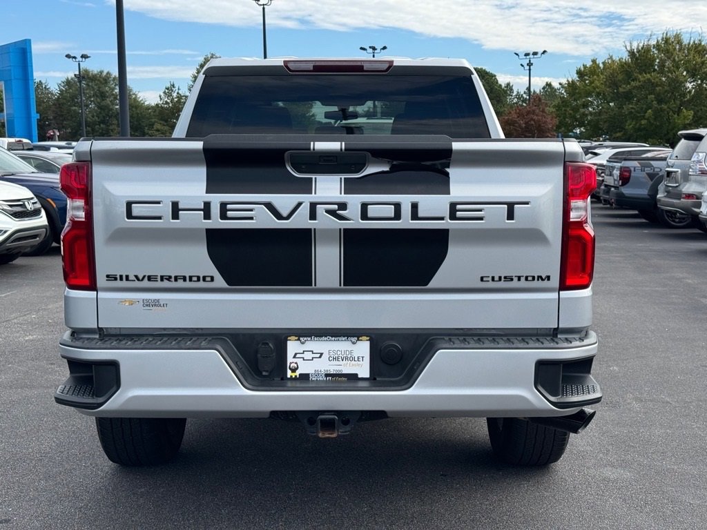 2021 Chevrolet Silverado 1500 Custom photo 4