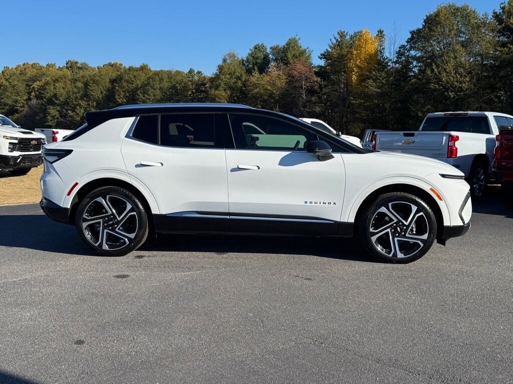 New 2026 Chevrolet Equinox EV LT SUV