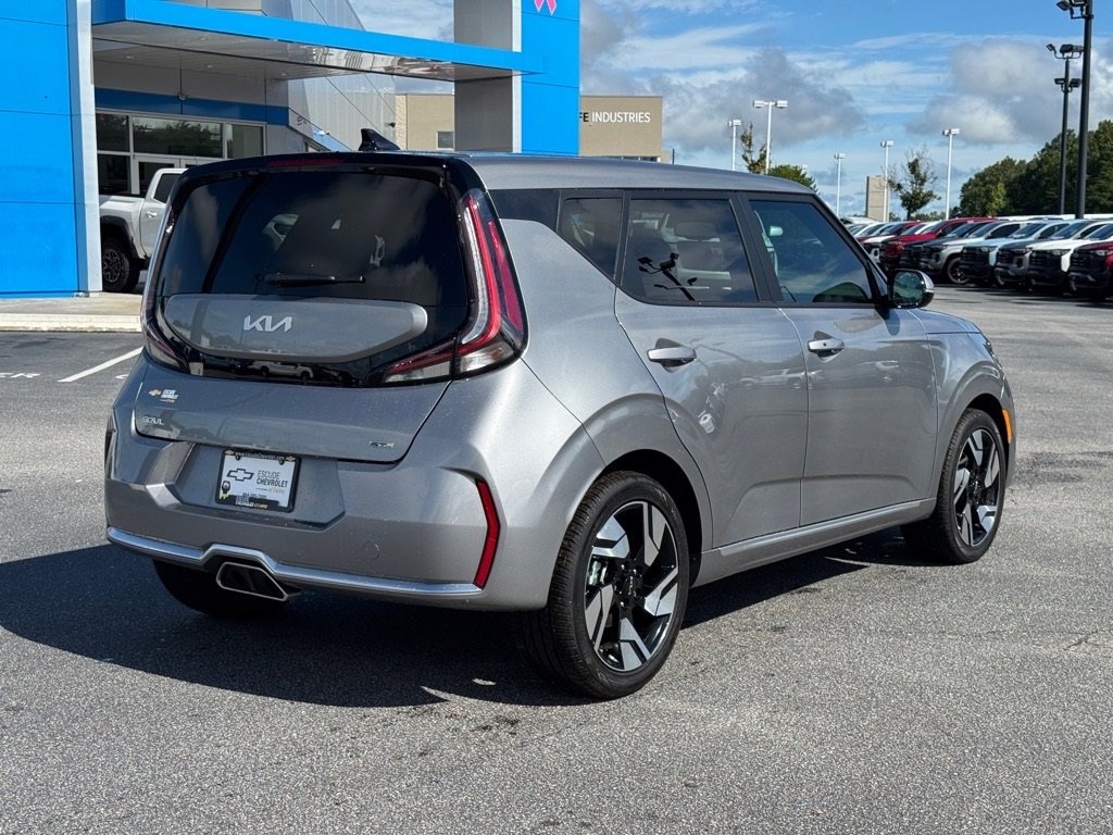 2025 Kia Soul GT-Line photo 3