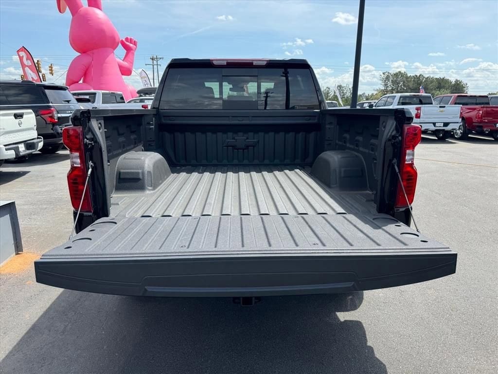 2025 Chevrolet Silverado 1500 LT - Photo 7
