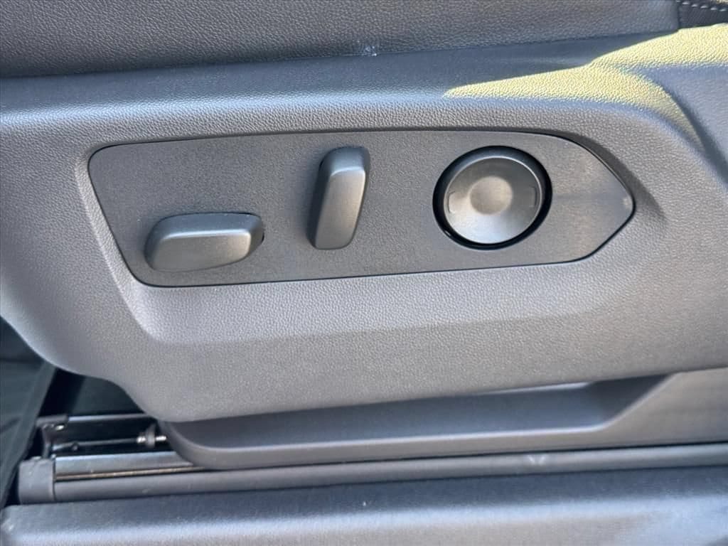 2026 Chevrolet Silverado 1500 LTZ - Photo 14