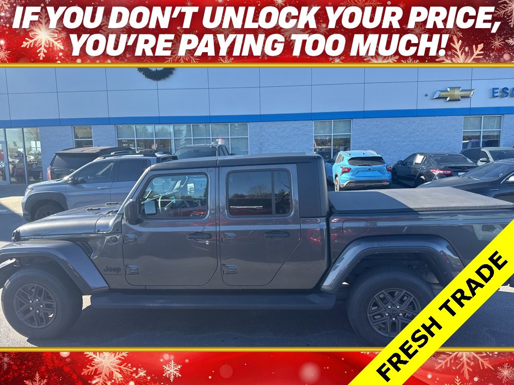 2024 Jeep Gladiator Sport S's photo