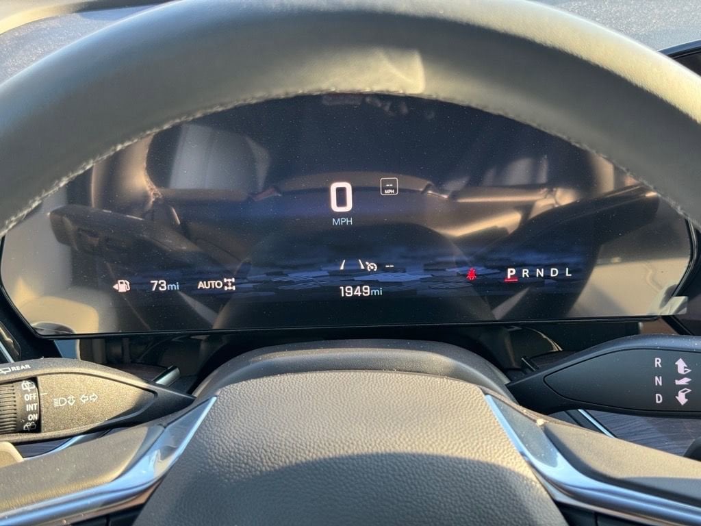 2025 Chevrolet Tahoe Premier - Photo 18