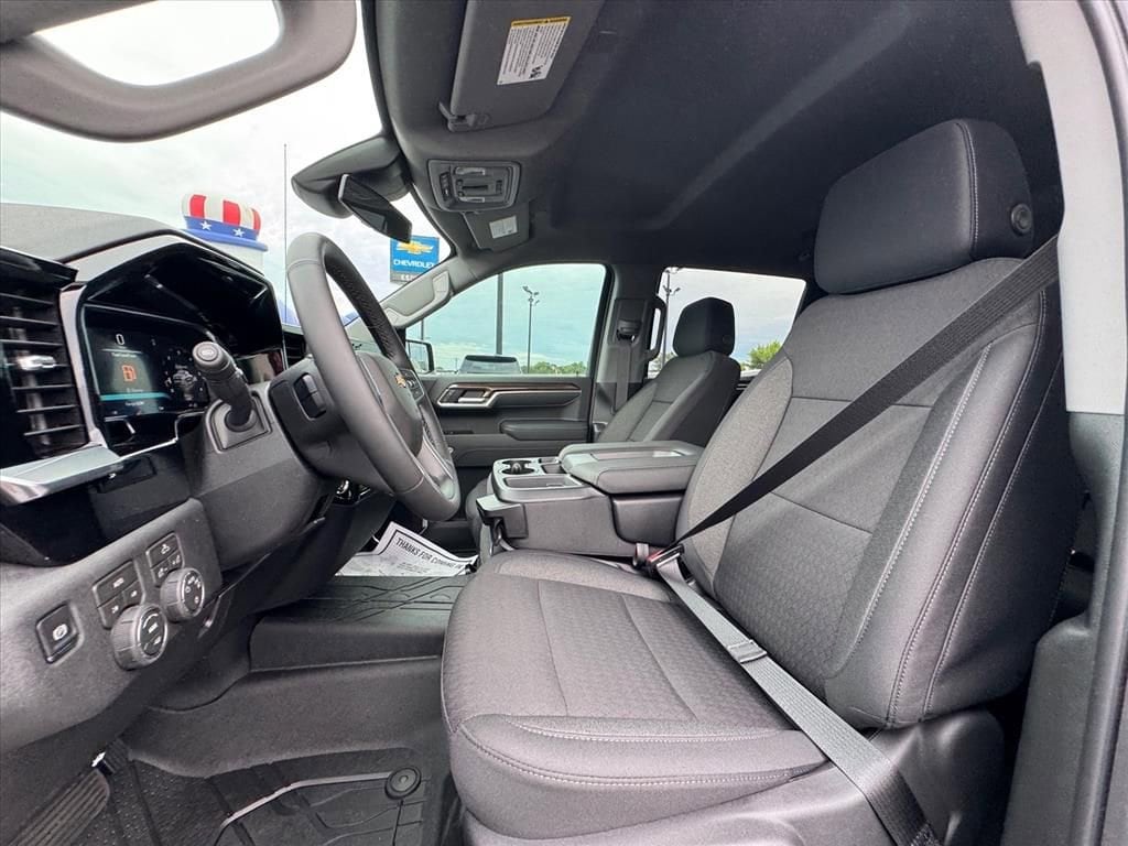 2026 Chevrolet Silverado 1500 LT - Photo 14