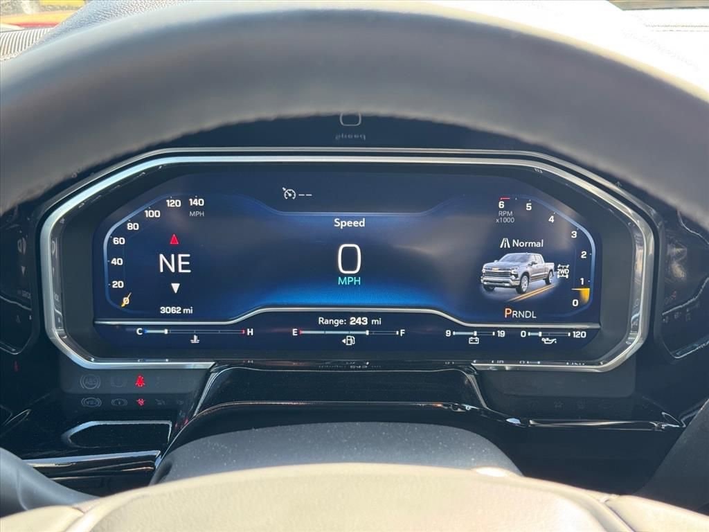 2025 Chevrolet Silverado 1500 LT - Photo 16