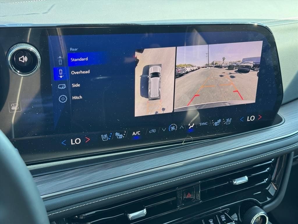 2025 Chevrolet Tahoe Premier - Photo 23