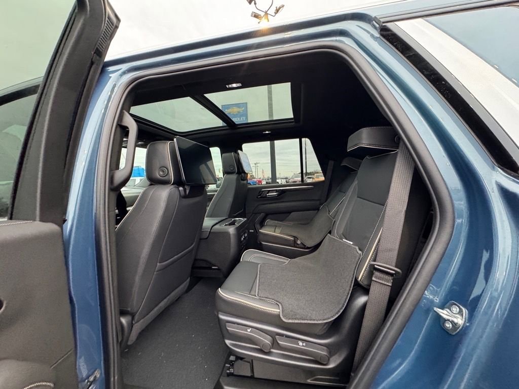 2025 Chevrolet Tahoe Premier - Photo 8