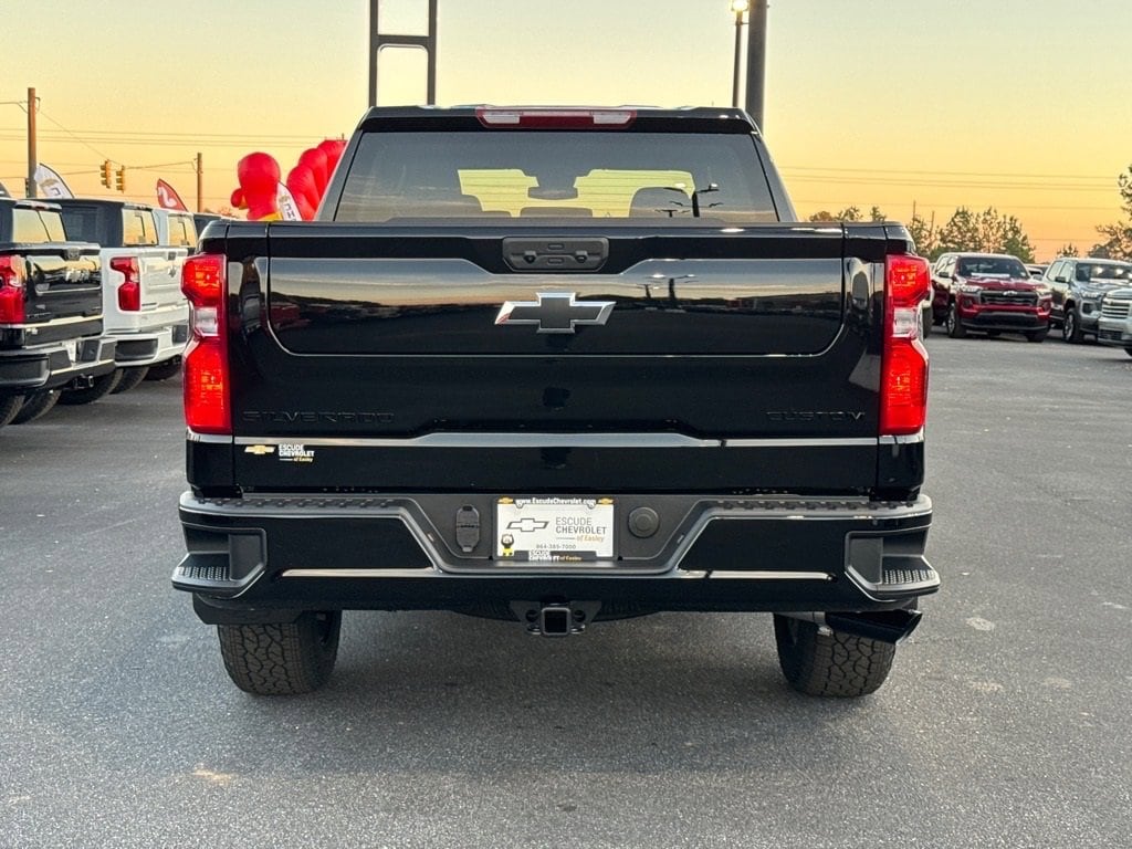 New 2026 Chevrolet Silverado 1500 Custom Truck