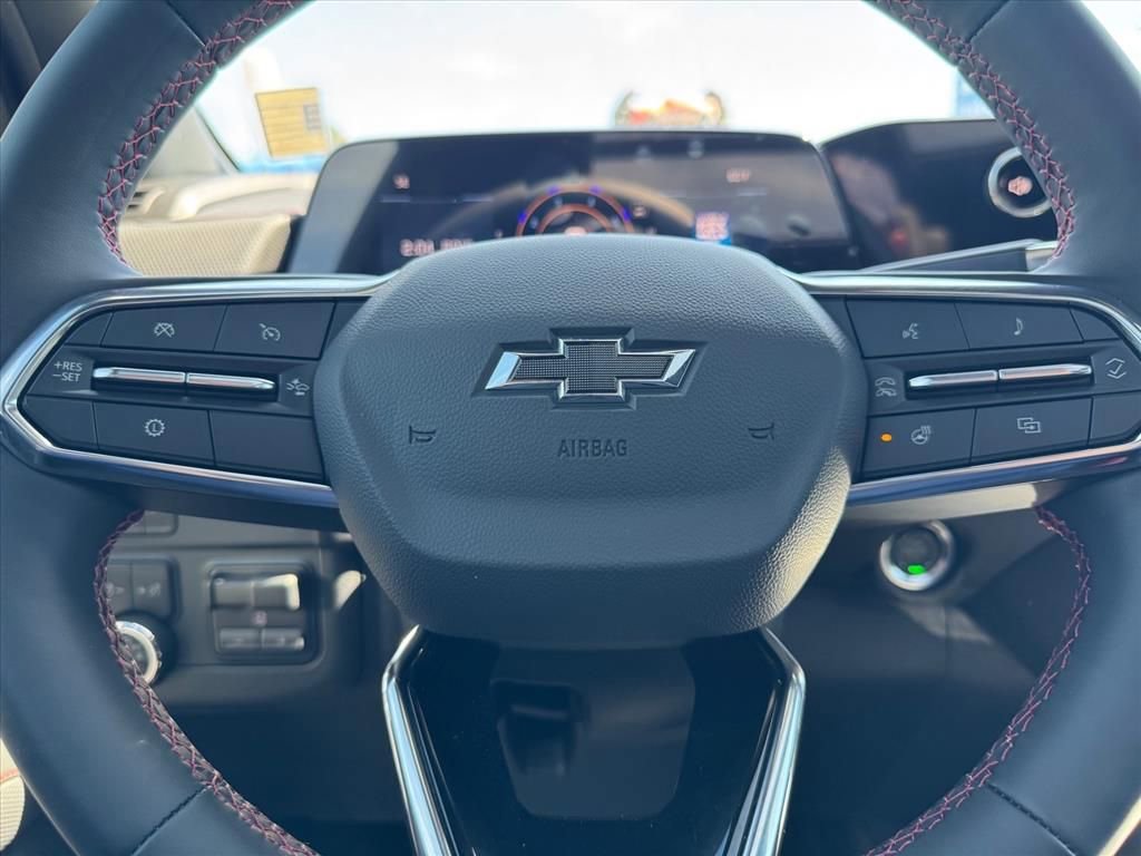 2025 Chevrolet Suburban RST - Photo 18