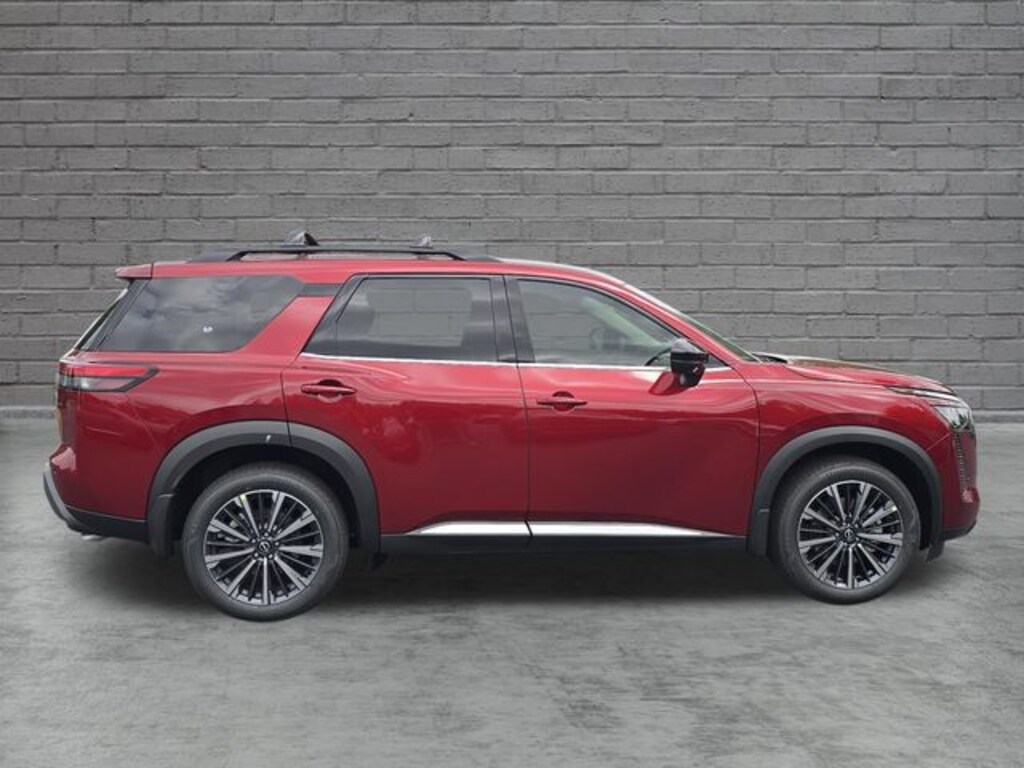 New 2026 Nissan Pathfinder Platinum SUV