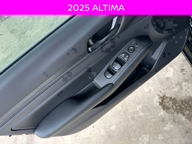 2025 Nissan Altima S - Photo 14