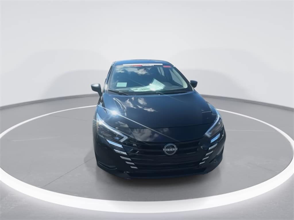 New 2025 Nissan Versa 1.6 S Sedan