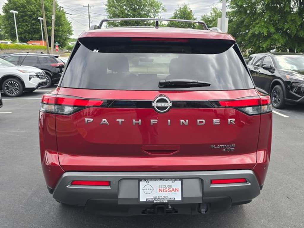 New 2026 Nissan Pathfinder Platinum SUV