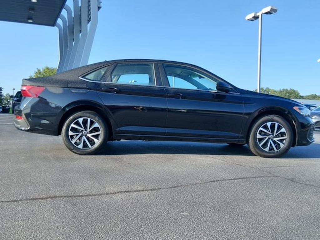 Certified 2024 Volkswagen Jetta 1.5T S Sedan