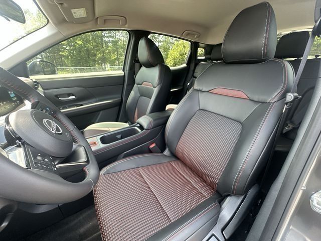 2025 Nissan Kicks SR - Photo 13